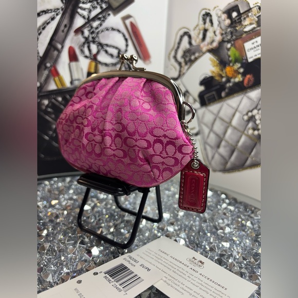 Coach vintage LE y2k Mini Signature kisslock Frame fuchsia pink Coin Purse NWT - Picture 6 of 15